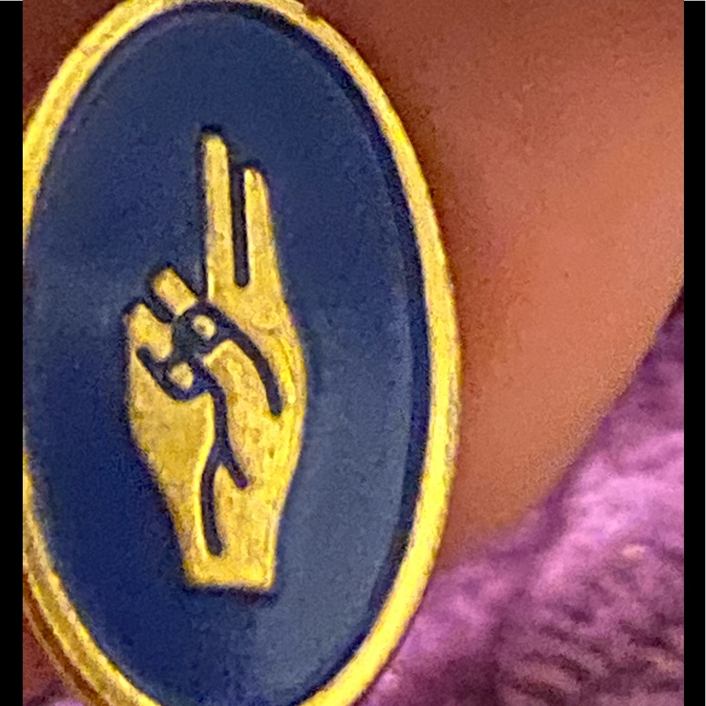 Sign Language Pendant Pm 688